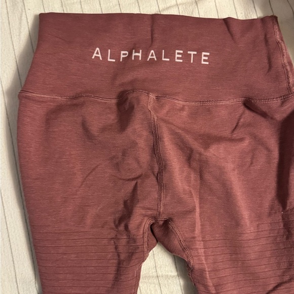 Alphalete OG legging - Picture 2 of 3